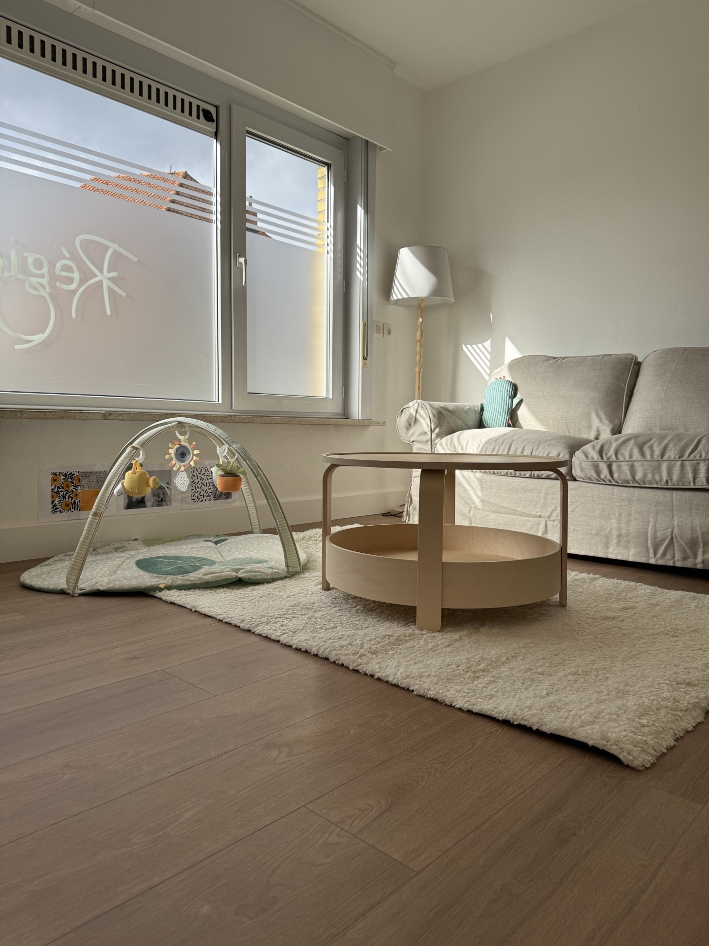 5ef8af35-d859-4333-bdc4-25aff25da054